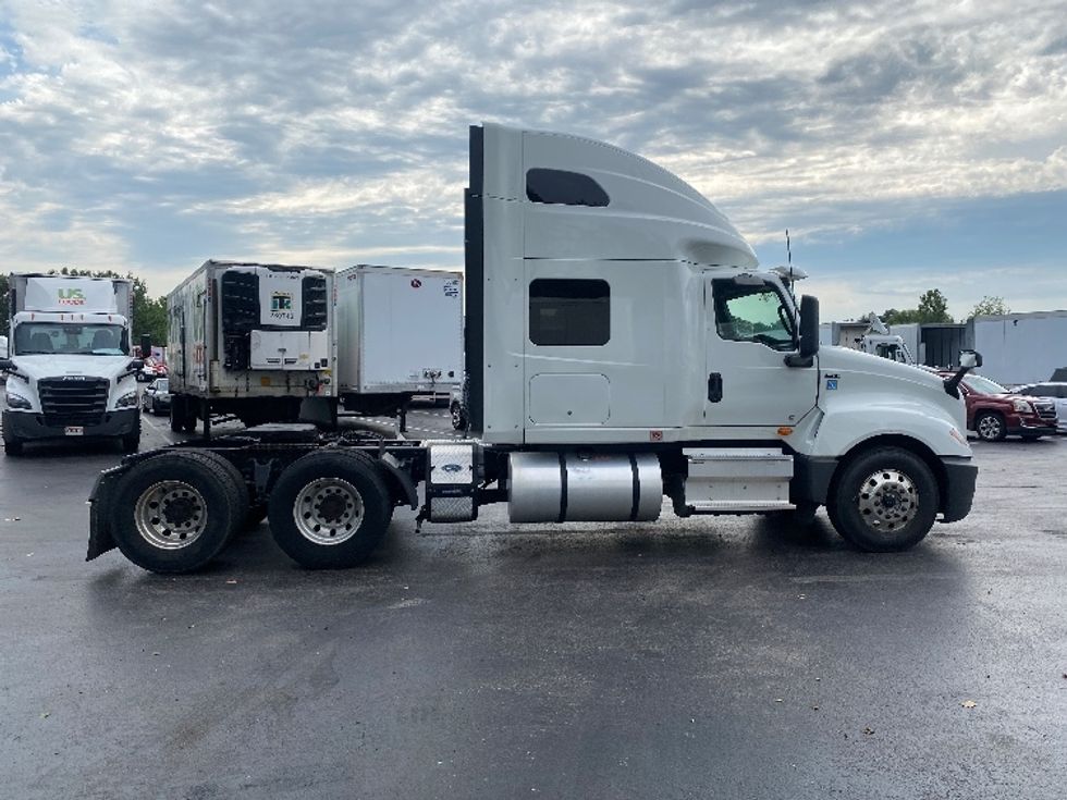 Sleeper Tractor-Heavy Duty Tractors-International-2021-LT625-Louisville-KY-458,010\n\t\tmiles-$ 52,250 - Image 8