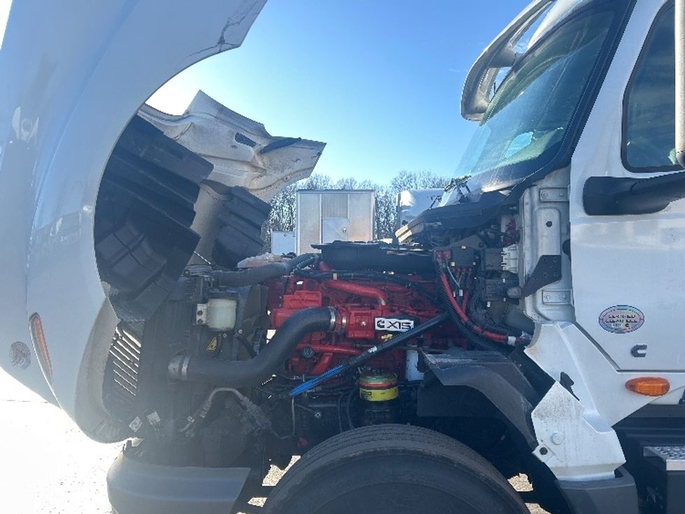 Sleeper Tractor-Heavy Duty Tractors-International-2021-LT625-Louisville-KY-459,131\n\t\tmiles-$ 45,750 - Image 21