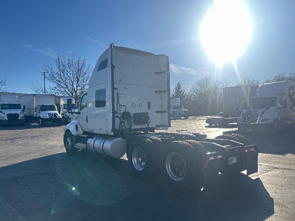 Sleeper Tractor-Heavy Duty Tractors-International-2021-LT625-Louisville-KY-459,131\n\t\tmiles-$ 45,750 - Image 5