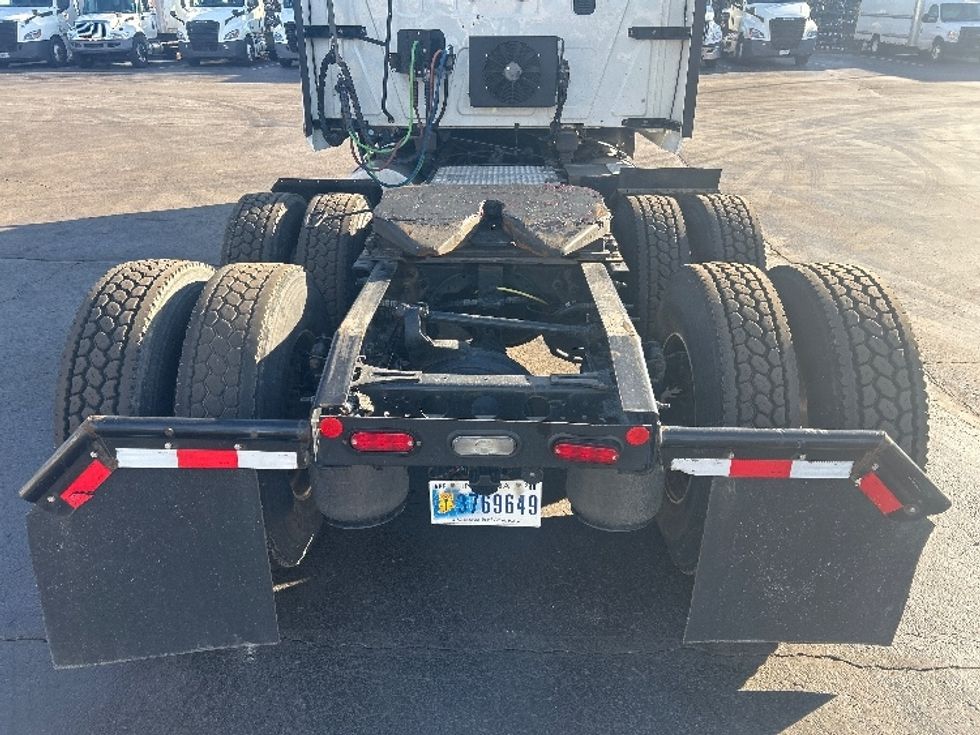 Sleeper Tractor-Heavy Duty Tractors-International-2021-LT625-Louisville-KY-459,131\n\t\tmiles-$ 45,750 - Image 6