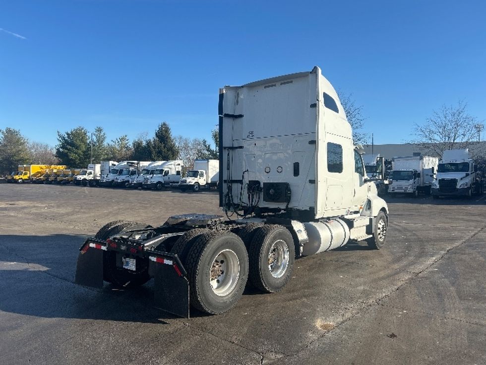 Sleeper Tractor-Heavy Duty Tractors-International-2021-LT625-Louisville-KY-459,131\n\t\tmiles-$ 45,750 - Image 7