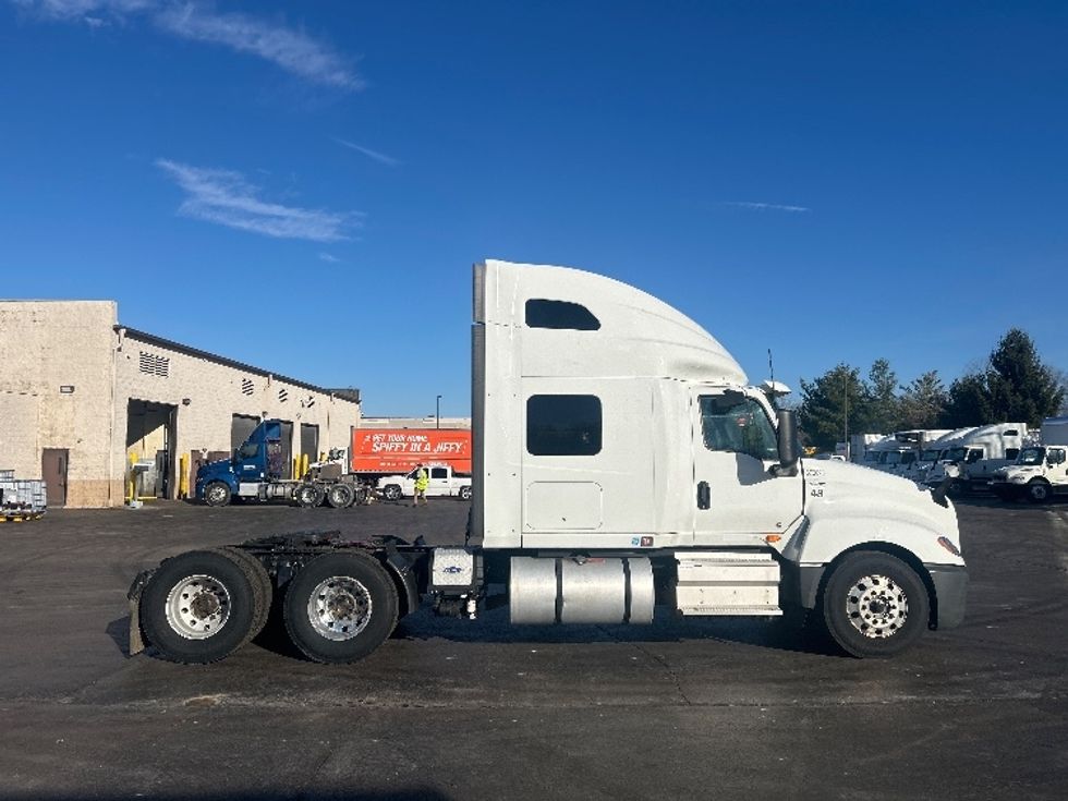 Sleeper Tractor-Heavy Duty Tractors-International-2021-LT625-Louisville-KY-459,131\n\t\tmiles-$ 45,750 - Image 8