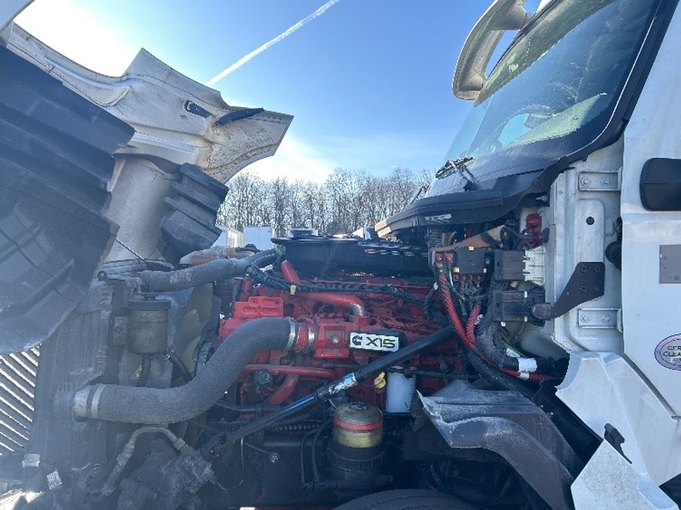 Sleeper Tractor-Heavy Duty Tractors-International-2021-LT625-Louisville-KY-467,020\n\t\tmiles-$ 45,750 - Image 21