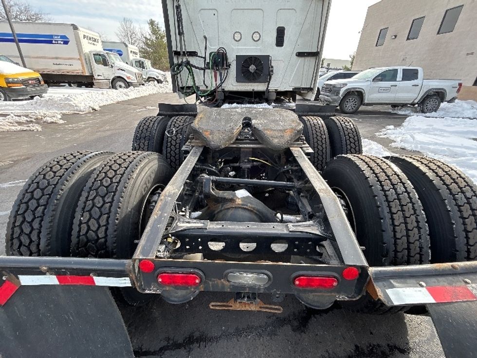 Sleeper Tractor-Heavy Duty Tractors-International-2021-LT625-Louisville-KY-537,290\n\t\tmiles-$ 39,750 - Image 6