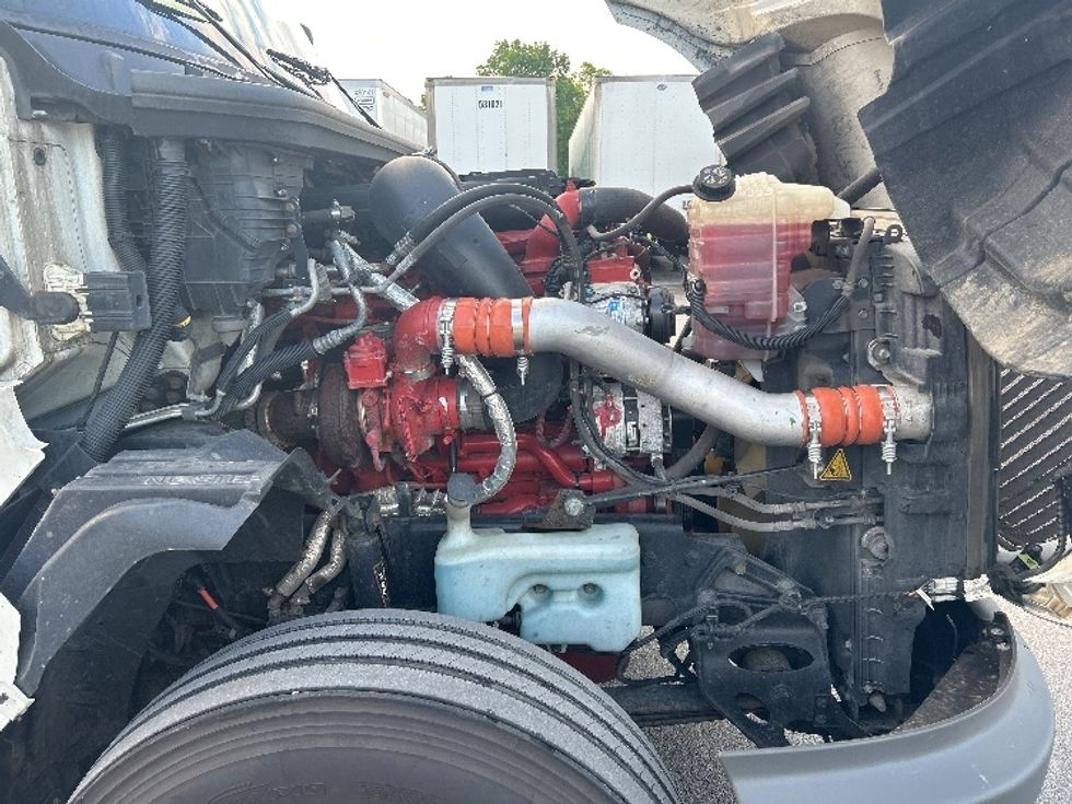 Sleeper Tractor-Heavy Duty Tractors-International-2021-LT625-Louisville-KY-588,781\n\t\tmiles-$ 47,000 - Image 20