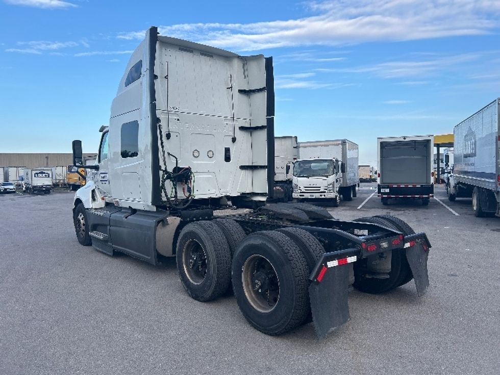 Sleeper Tractor-Heavy Duty Tractors-International-2021-LT625-Louisville-KY-588,781\n\t\tmiles-$ 47,000 - Image 5