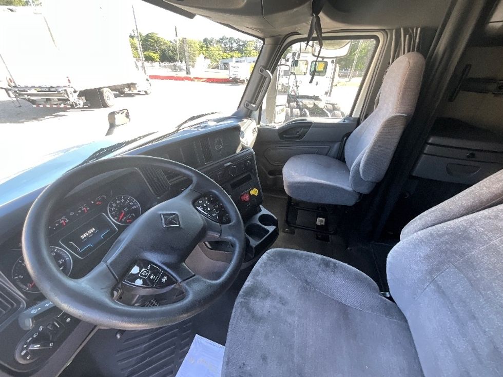 Sleeper Tractor-Heavy Duty Tractors-International-2021-LT625-Mebane-NC-543,934\n\t\tmiles-$ 49,500 - Image 10