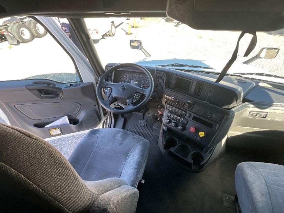 Sleeper Tractor-Heavy Duty Tractors-International-2021-LT625-Mebane-NC-543,934\n\t\tmiles-$ 49,500 - Image 11