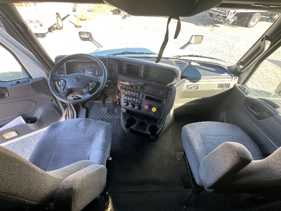 Sleeper Tractor-Heavy Duty Tractors-International-2021-LT625-Mebane-NC-543,934\n\t\tmiles-$ 49,500 - Image 12