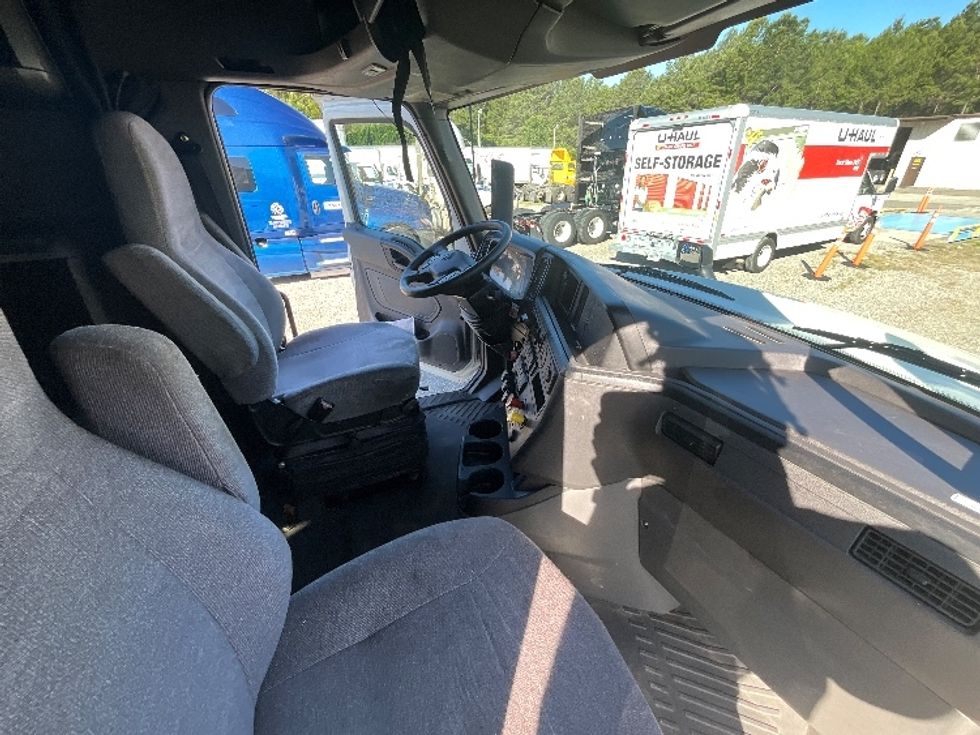 Sleeper Tractor-Heavy Duty Tractors-International-2021-LT625-Mebane-NC-543,934\n\t\tmiles-$ 49,500 - Image 15