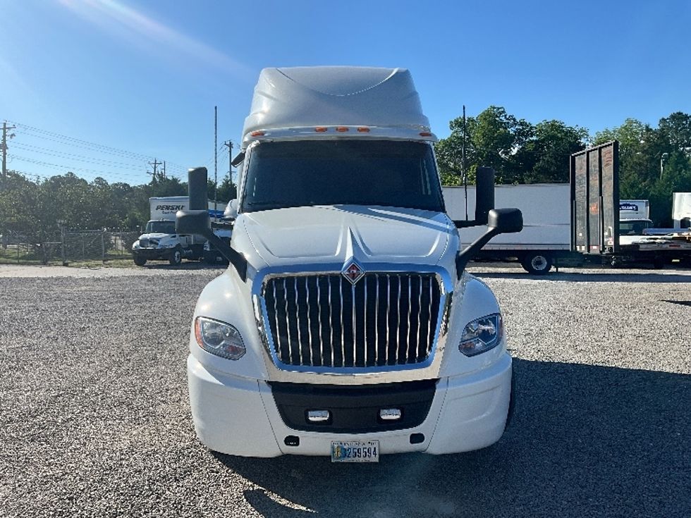 Sleeper Tractor-Heavy Duty Tractors-International-2021-LT625-Mebane-NC-543,934\n\t\tmiles-$ 49,500 - Image 2