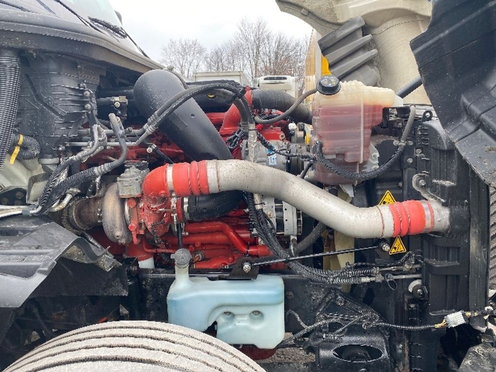 Sleeper Tractor-Heavy Duty Tractors-International-2021-LT625-Minoa-NY-597,515\n\t\tmiles-$ 42,250 - Image 15