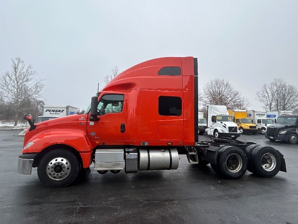 Sleeper Tractor-Heavy Duty Tractors-International-2021-LT625-Montgomery-NY-312,605\n\t\tmiles-$ 34,250 - Image 4