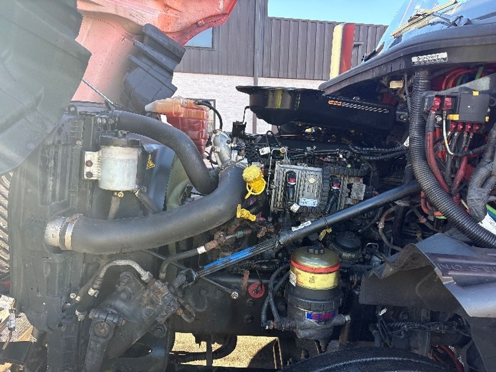 Sleeper Tractor-Heavy Duty Tractors-International-2021-LT625-Montgomery-NY-336,661\n\t\tmiles-$ 33,500 - Image 21