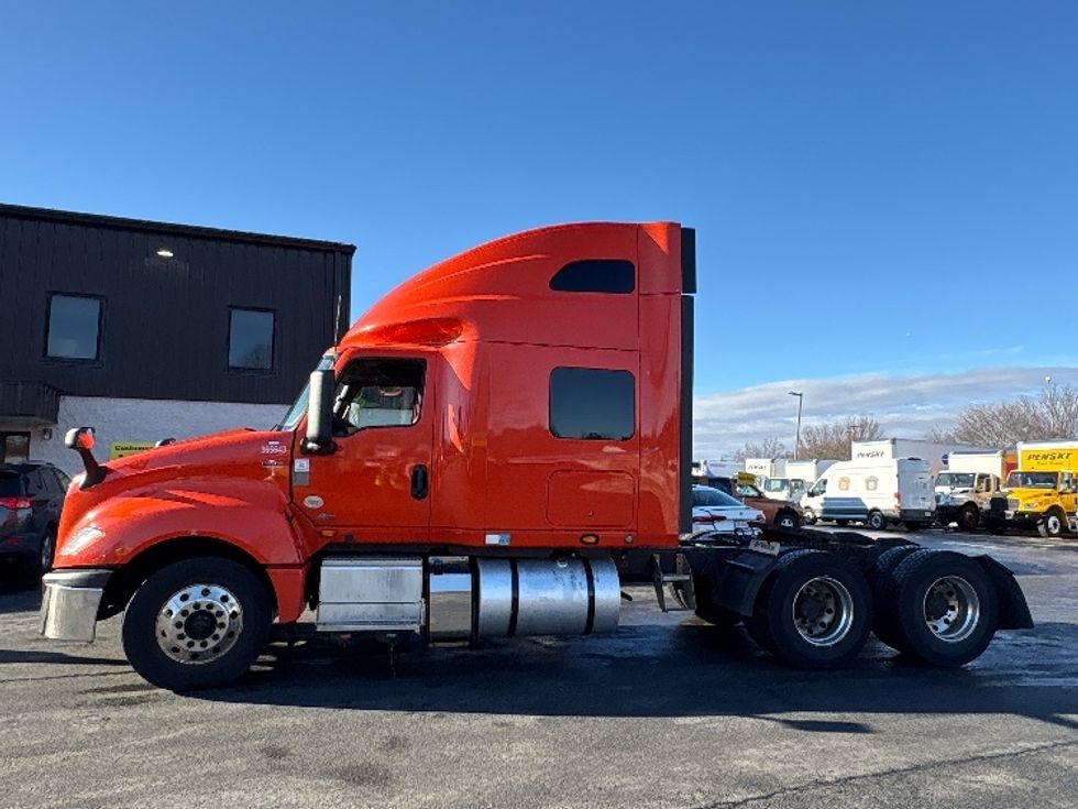 Sleeper Tractor-Heavy Duty Tractors-International-2021-LT625-Montgomery-NY-336,791\n\t\tmiles-$ 33,500 - Image 4