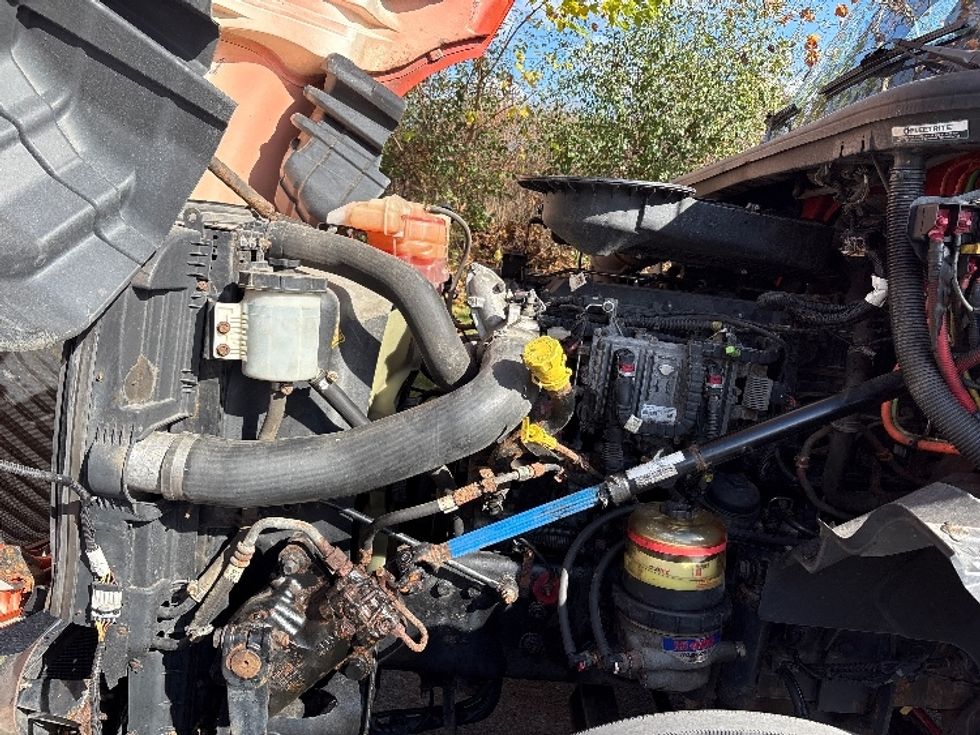 Sleeper Tractor-Heavy Duty Tractors-International-2021-LT625-Montgomery-NY-341,405\n\t\tmiles-$ 38,750 - Image 21