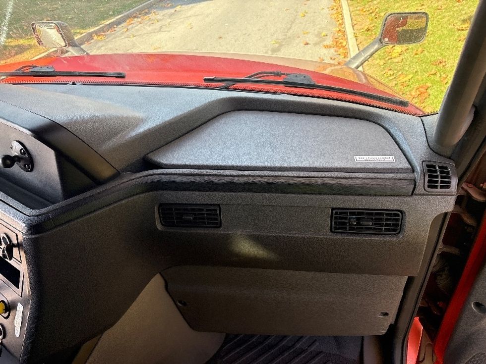 Sleeper Tractor-Heavy Duty Tractors-International-2021-LT625-Montgomery-NY-356,906\n\t\tmiles-$ 38,000 - Image 14