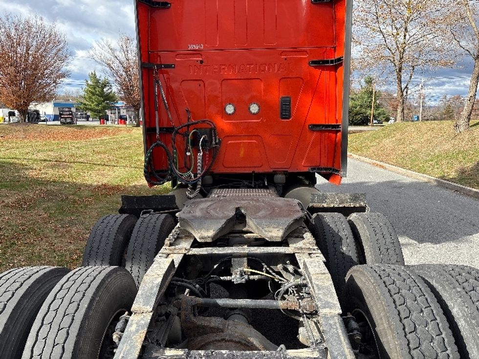 Sleeper Tractor-Heavy Duty Tractors-International-2021-LT625-Montgomery-NY-360,942\n\t\tmiles-$ 37,750 - Image 6