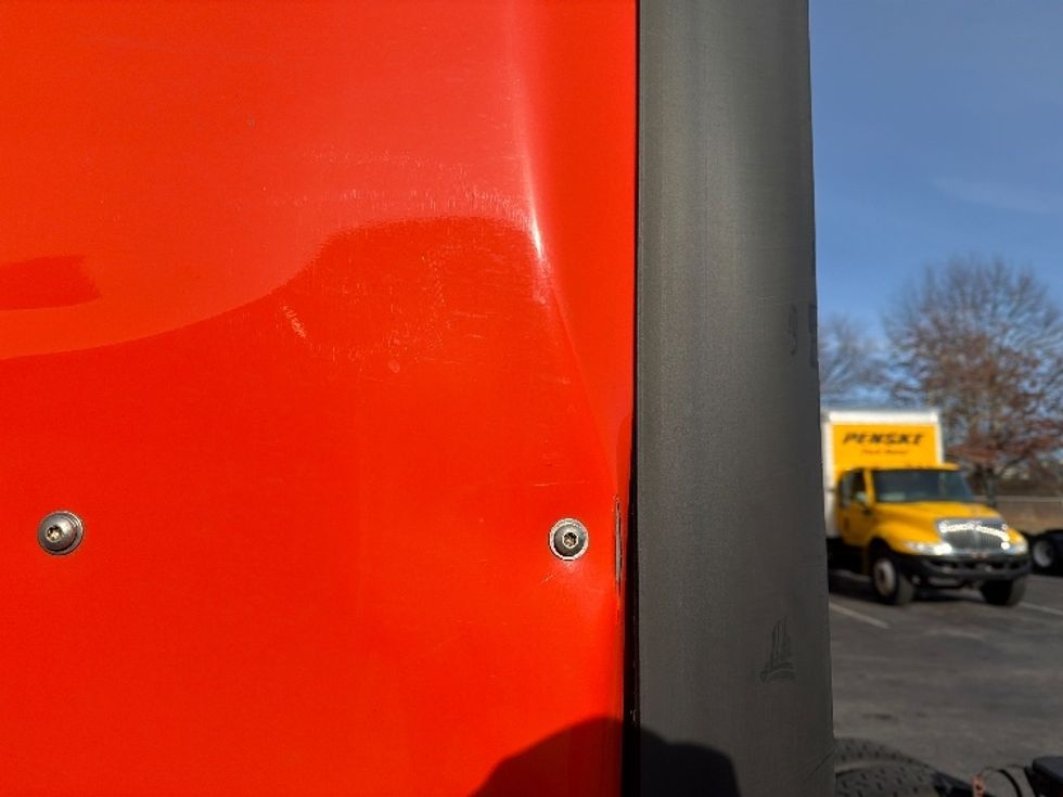 Sleeper Tractor-Heavy Duty Tractors-International-2021-LT625-Montgomery-NY-369,644\n\t\tmiles-$ 37,250 - Image 22