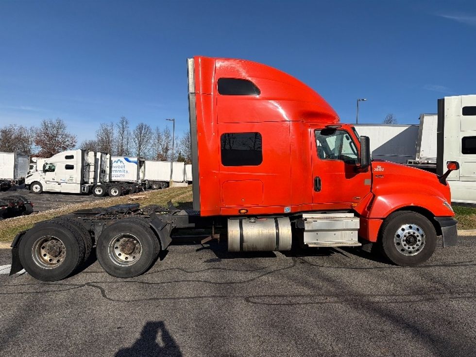 Sleeper Tractor-Heavy Duty Tractors-International-2021-LT625-Montgomery-NY-369,644\n\t\tmiles-$ 37,250 - Image 8