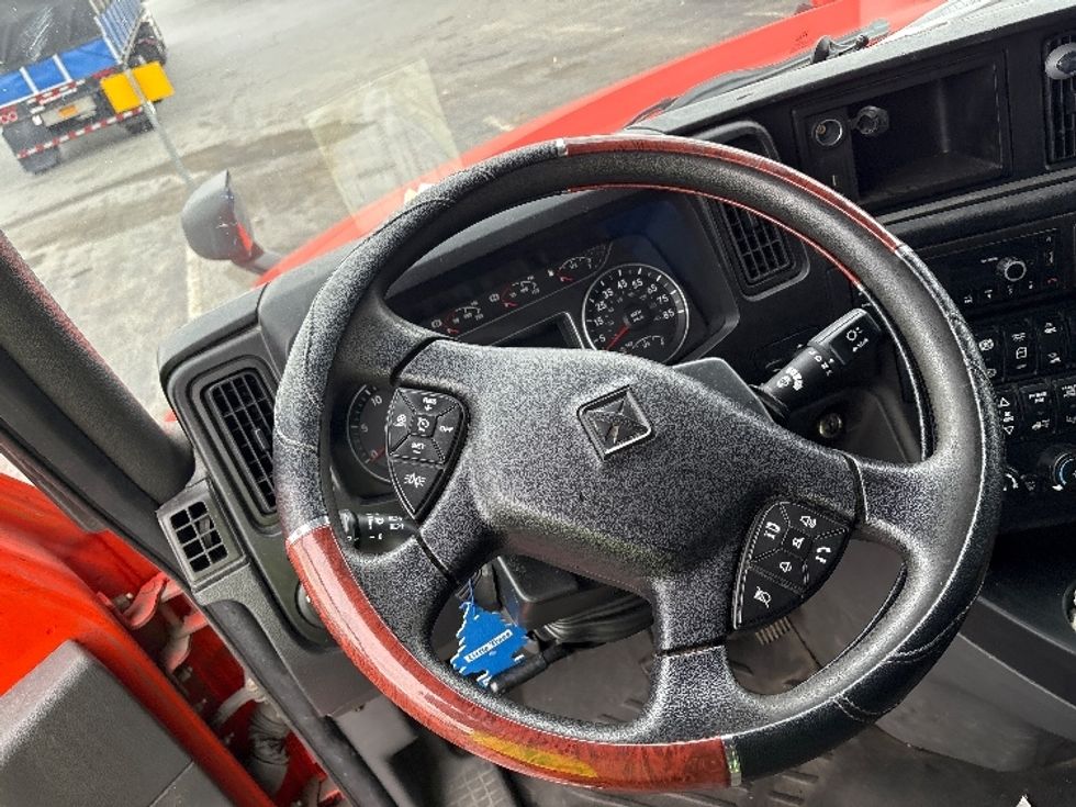 Sleeper Tractor-Heavy Duty Tractors-International-2021-LT625-Montgomery-NY-379,191\n\t\tmiles-$ 36,500 - Image 10