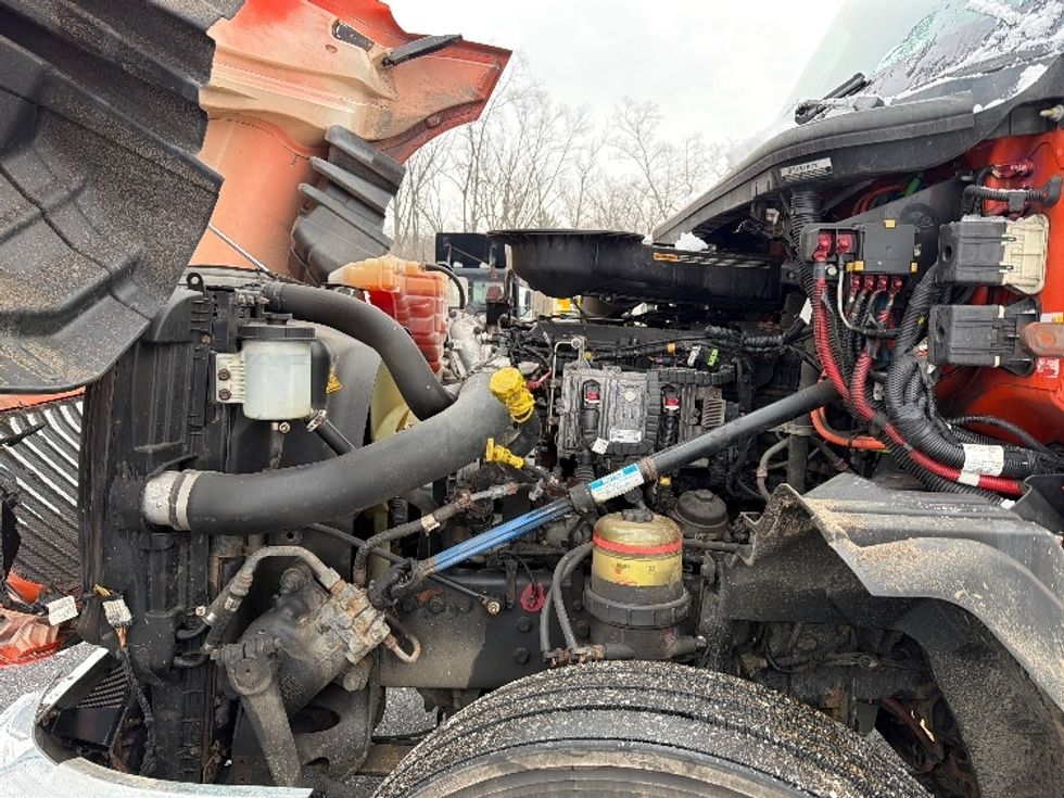 Sleeper Tractor-Heavy Duty Tractors-International-2021-LT625-Montgomery-NY-419,200\n\t\tmiles-$ 29,000 - Image 21