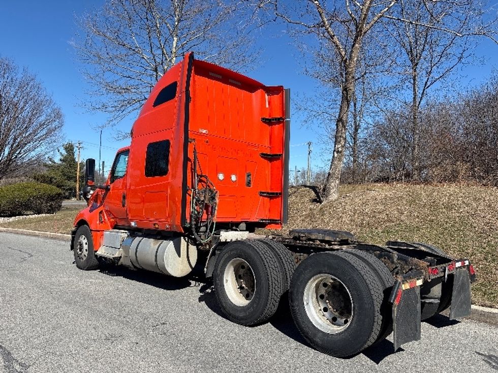 Sleeper Tractor-Heavy Duty Tractors-International-2021-LT625-Montgomery-NY-485,877\n\t\tmiles-$ 27,750 - Image 5