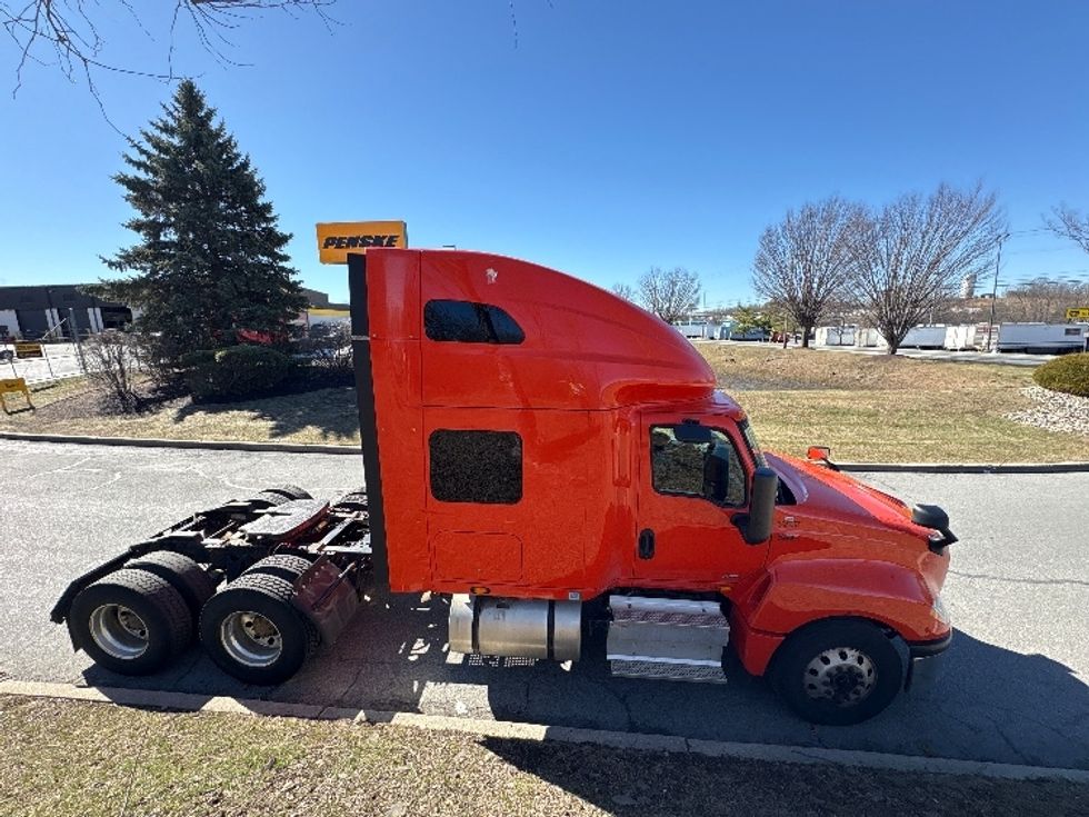 Sleeper Tractor-Heavy Duty Tractors-International-2021-LT625-Montgomery-NY-485,877\n\t\tmiles-$ 27,750 - Image 8