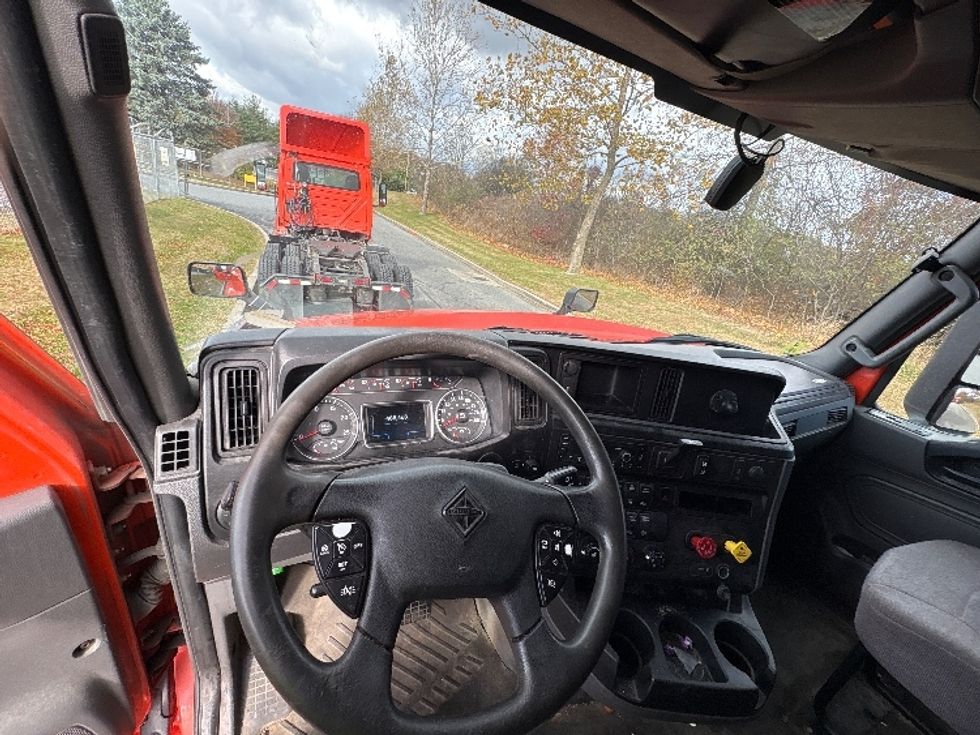 Sleeper Tractor-Heavy Duty Tractors-International-2021-LT625-Montgomery-NY-489,074\n\t\tmiles-$ 28,500 - Image 10