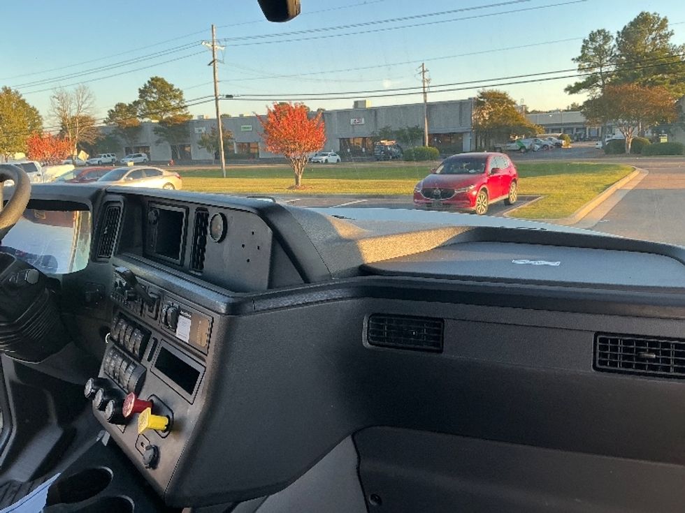 Sleeper Tractor-Heavy Duty Tractors-International-2021-LT625-Richland-MS-524,437\n\t\tmiles-$ 48,500 - Image 14