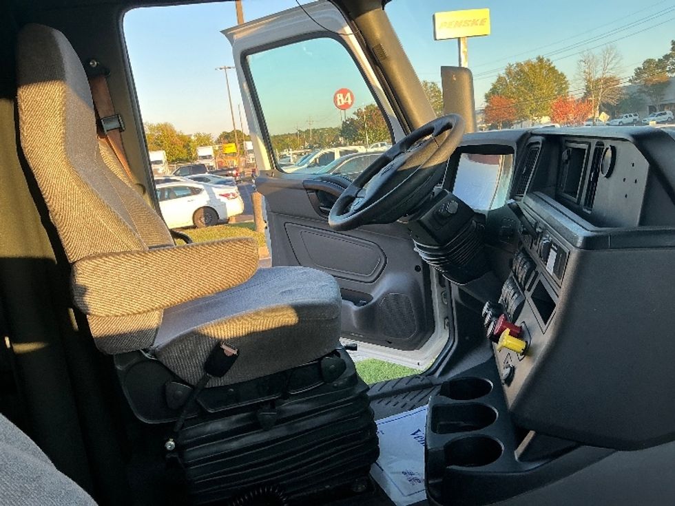 Sleeper Tractor-Heavy Duty Tractors-International-2021-LT625-Richland-MS-524,437\n\t\tmiles-$ 48,500 - Image 15