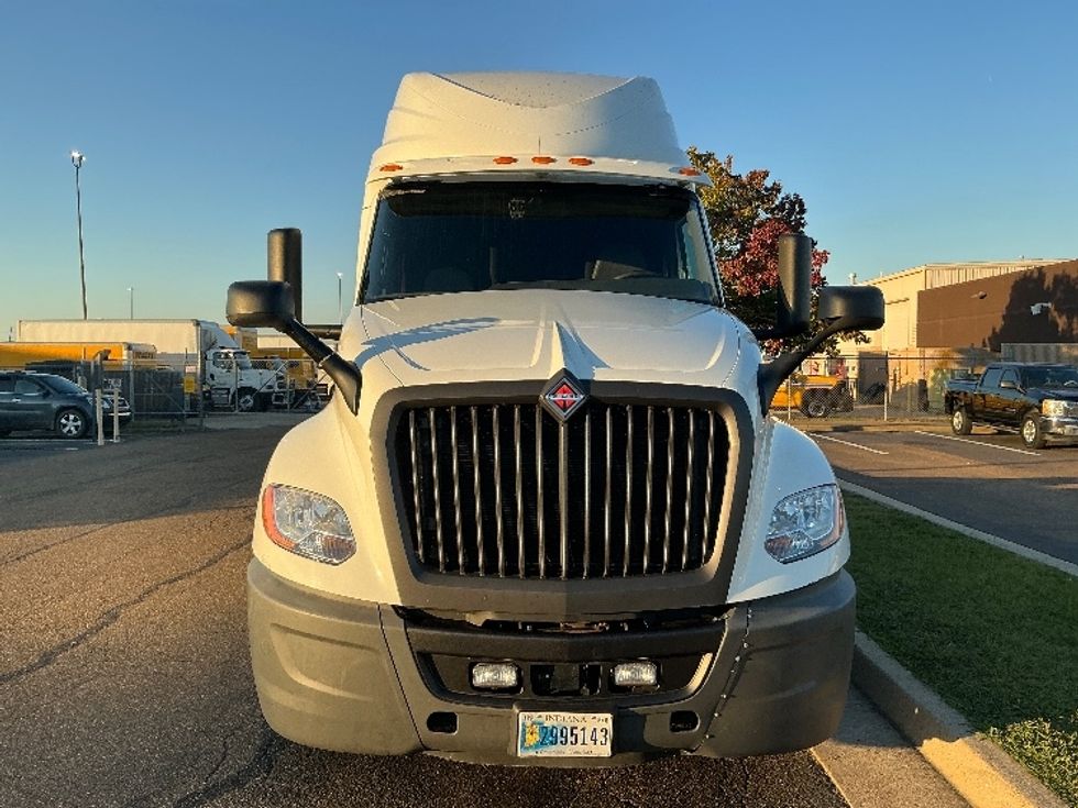 Sleeper Tractor-Heavy Duty Tractors-International-2021-LT625-Richland-MS-524,437\n\t\tmiles-$ 48,500 - Image 2