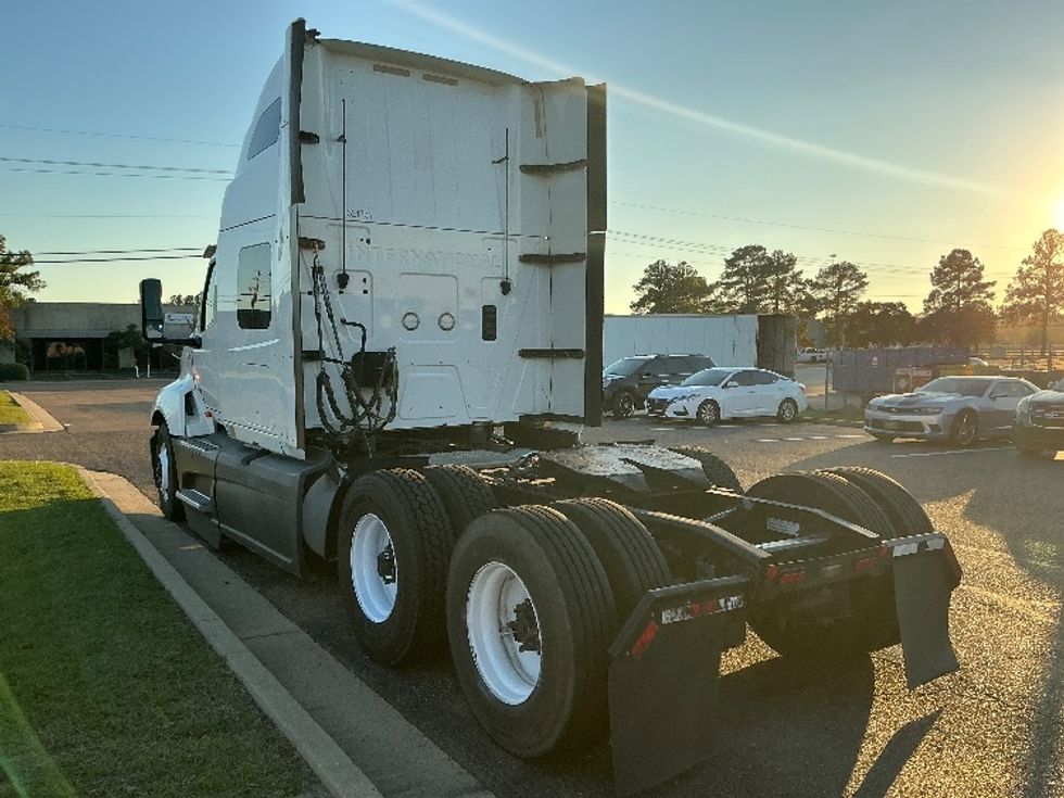 Sleeper Tractor-Heavy Duty Tractors-International-2021-LT625-Richland-MS-524,437\n\t\tmiles-$ 48,500 - Image 5
