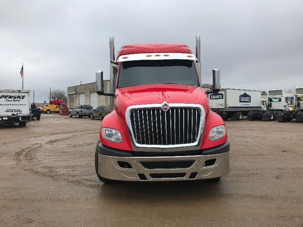 Sleeper Tractor-Heavy Duty Tractors-International-2021-LT625-Sioux Falls-SD-180,574\n\t\tmiles-$ 77,500 - Image 2