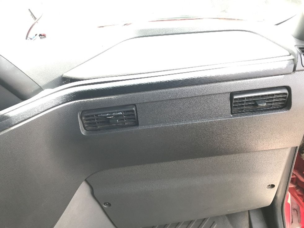 Sleeper Tractor-Heavy Duty Tractors-International-2021-LT625-Sioux Falls-SD-216,381\n\t\tmiles-$ 75,500 - Image 14