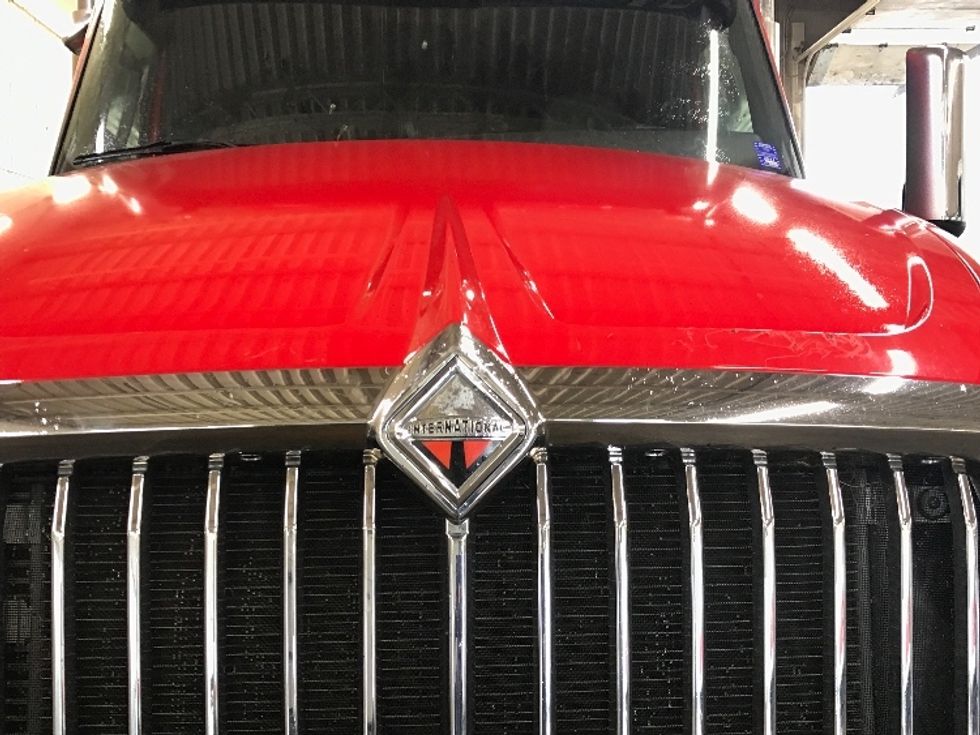 Sleeper Tractor-Heavy Duty Tractors-International-2021-LT625-Sioux Falls-SD-216,381\n\t\tmiles-$ 75,500 - Image 23