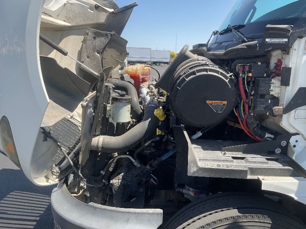 Sleeper Tractor-Heavy Duty Tractors-International-2021-RH613-Phoenix-AZ-227,942\n\t\tmiles-$ 55,250 - Image 21