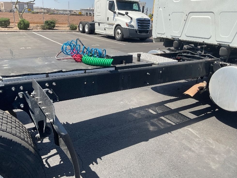 Sleeper Tractor-Heavy Duty Tractors-International-2021-RH613-Phoenix-AZ-227,942\n\t\tmiles-$ 55,250 - Image 23