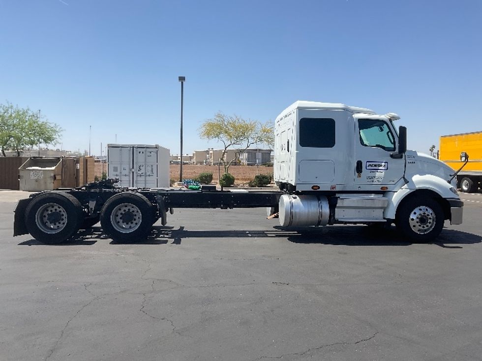 Sleeper Tractor-Heavy Duty Tractors-International-2021-RH613-Phoenix-AZ-227,942\n\t\tmiles-$ 55,250 - Image 8