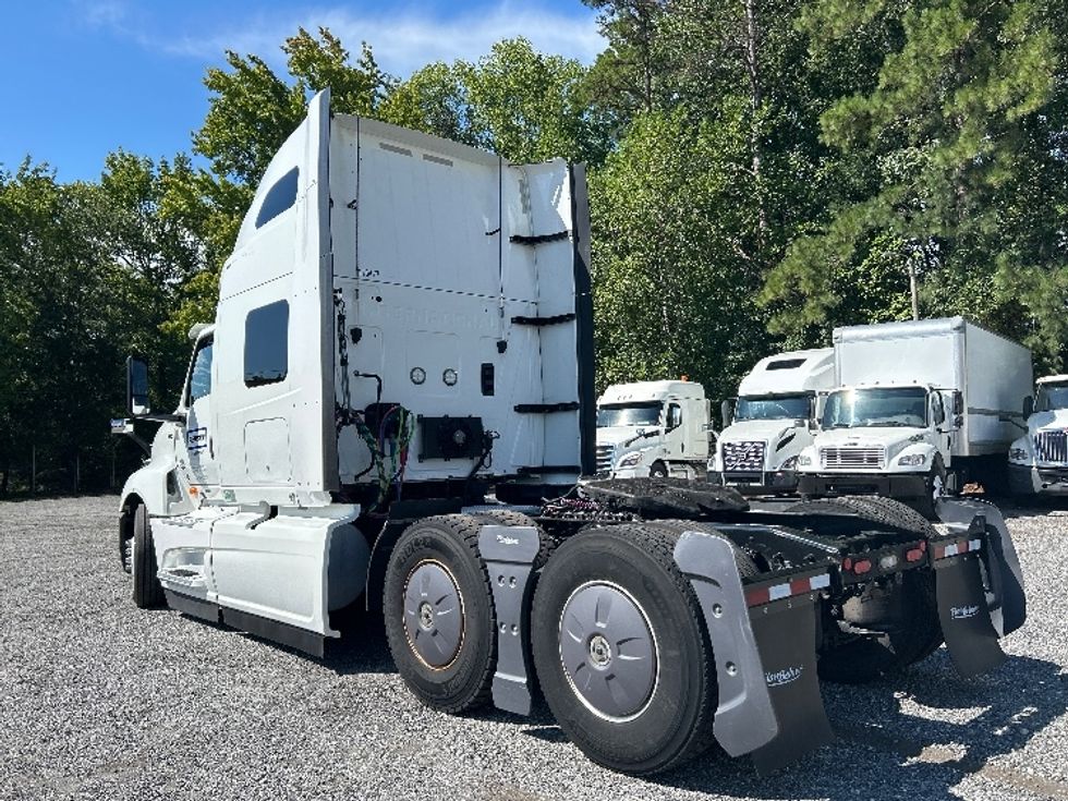 Sleeper Tractor-Heavy Duty Tractors-International-2022-LT625-Anderson-SC-364,844\n\t\tmiles-$ 77,500 - Image 5
