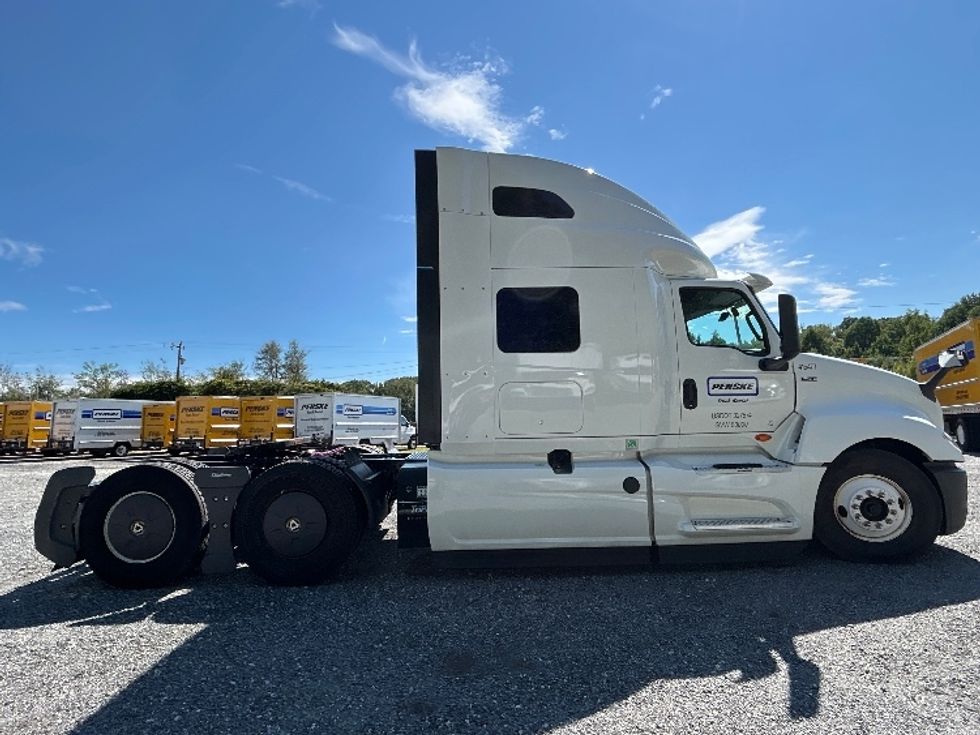 Sleeper Tractor-Heavy Duty Tractors-International-2022-LT625-Anderson-SC-364,844\n\t\tmiles-$ 77,500 - Image 8