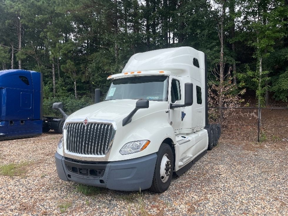 Sleeper Tractor-Heavy Duty Tractors-International-2022-LT625-Anderson-SC-466,588\n\t\tmiles-$ 67,250 - Image 3