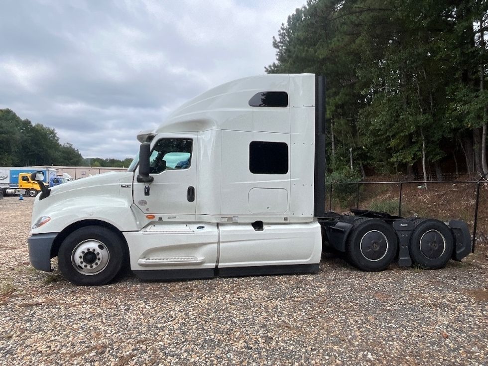 Sleeper Tractor-Heavy Duty Tractors-International-2022-LT625-Anderson-SC-466,588\n\t\tmiles-$ 67,250 - Image 4
