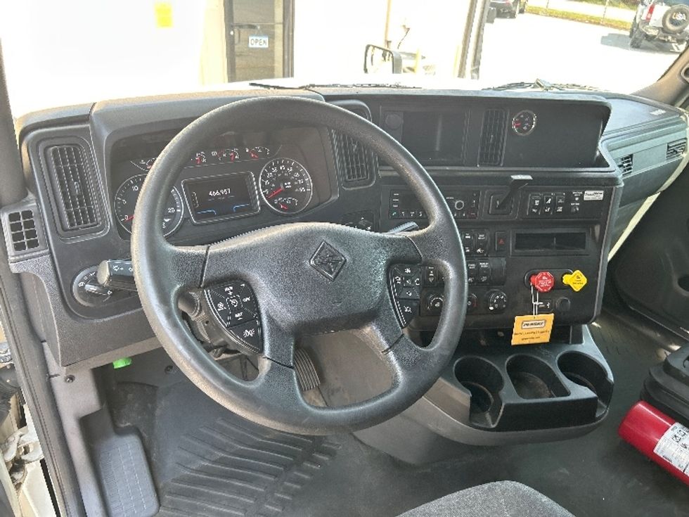 Sleeper Tractor-Heavy Duty Tractors-International-2022-LT625-Anderson-SC-466,957\n\t\tmiles-$ 64,250 - Image 11