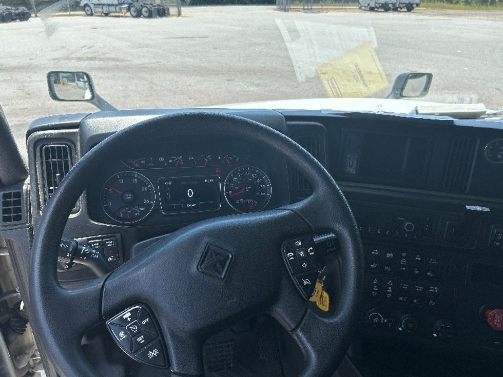 Sleeper Tractor-Heavy Duty Tractors-International-2022-LT625-Anderson-SC-509,410\n\t\tmiles-$ 59,750 - Image 11