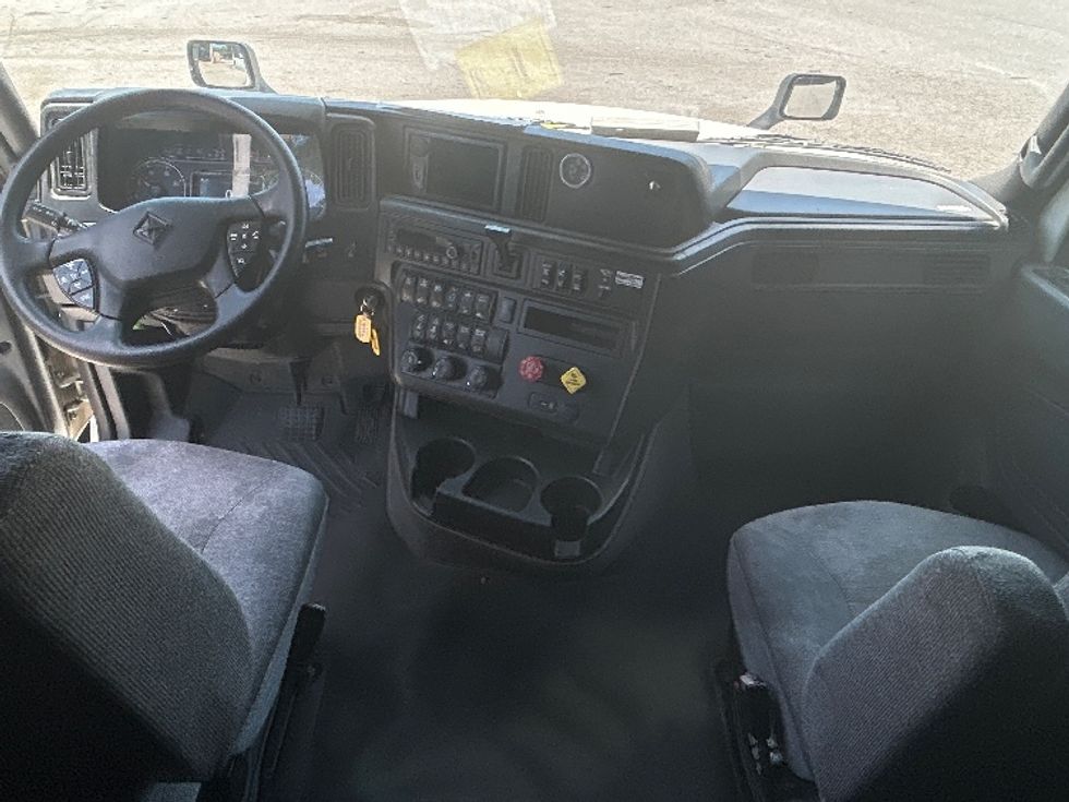 Sleeper Tractor-Heavy Duty Tractors-International-2022-LT625-Anderson-SC-509,410\n\t\tmiles-$ 59,750 - Image 12