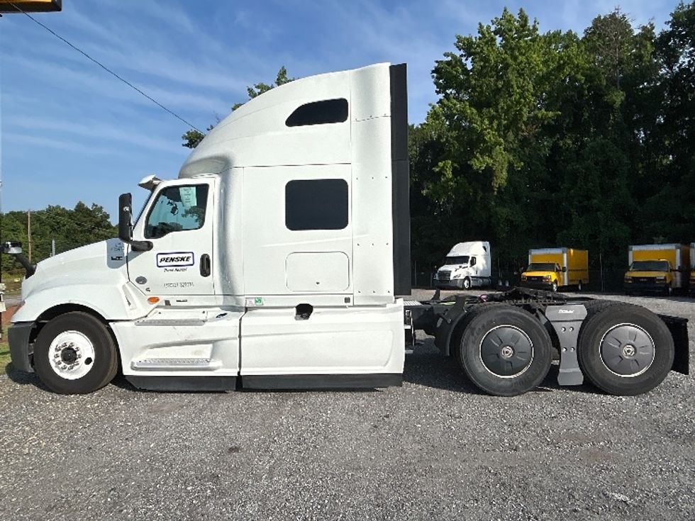 Sleeper Tractor-Heavy Duty Tractors-International-2022-LT625-Anderson-SC-524,164\n\t\tmiles-$ 58,250 - Image 4