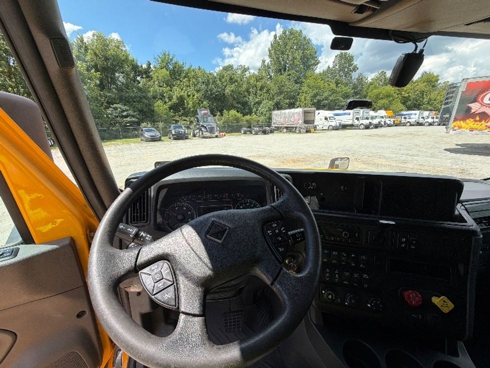 Sleeper Tractor-Heavy Duty Tractors-International-2022-LT625-Atlanta (Forest Park)-GA-344,692\n\t\tmiles-$ 65,750 - Image 11