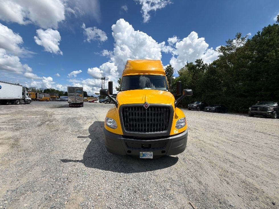 Sleeper Tractor-Heavy Duty Tractors-International-2022-LT625-Atlanta (Forest Park)-GA-344,692\n\t\tmiles-$ 65,750 - Image 2
