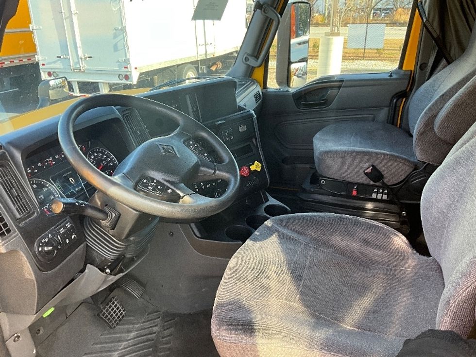 Sleeper Tractor-Heavy Duty Tractors-International-2022-LT625-Atlanta (Forest Park)-GA-655,987\n\t\tmiles-$ 31,750 - Image 10